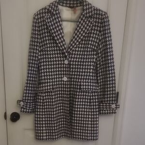 Zinc Black and White Houndstooth Coat